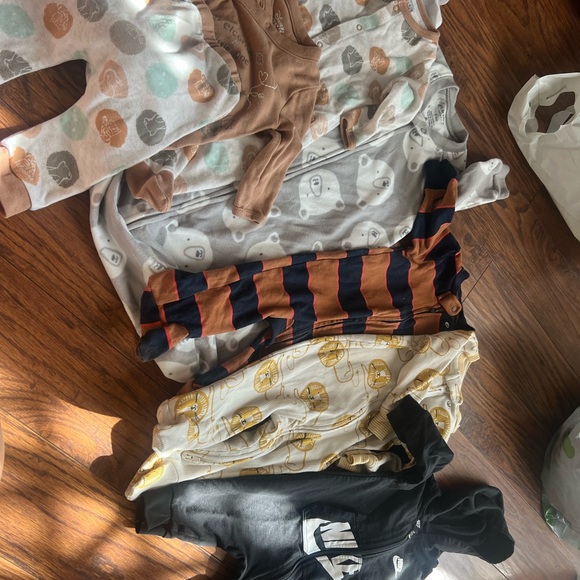 3/6 months - Picture 2 of 4